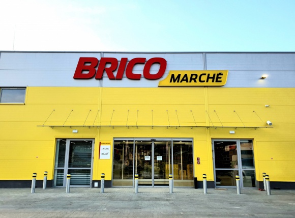 BRICOMARCHÉ Z NOWYM SUPERMARKETEM W KRZESZOWICACH