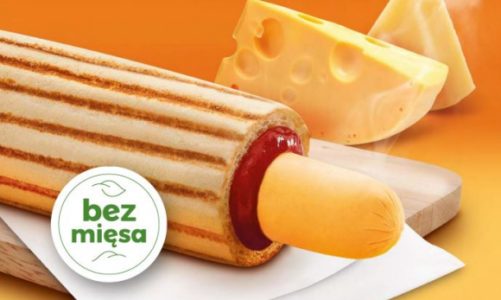 Nowy, serowy hot dog tylko w ofercie Żabka Café